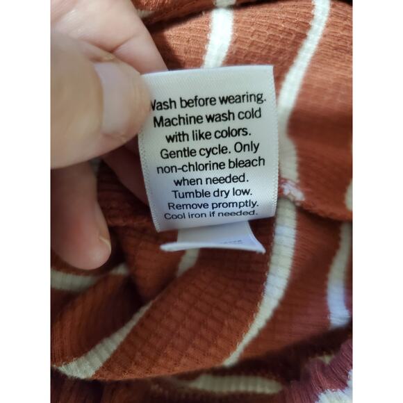 Nine West Women’s Long Sleeve Striped Top – Size XL – Rust & White – Tie Hem - Picture 6 of 9